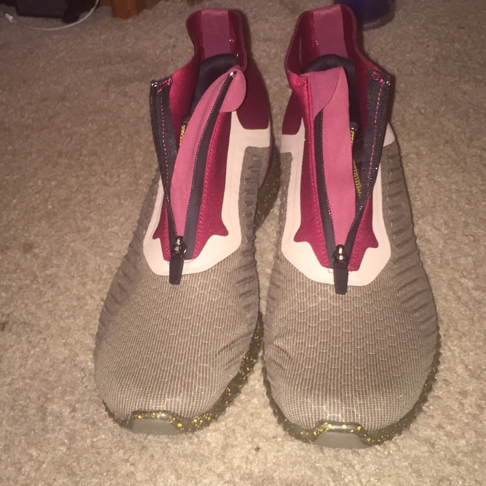 Alphabounce Zip